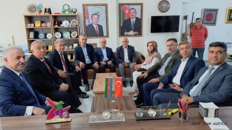 65. Hükümet Ulaştırma, Denizcilik Ve Haberleşme Bakanı Ahmet Arslan, Beraberindeki Heyetle Iğdır Azerbaycan Evi Derneğini ziyaret etti