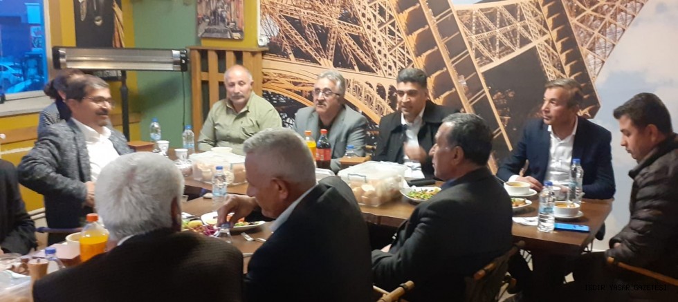 Ak Parti Teşkilatı Tuzluca’da İftar Programı Düzenledi