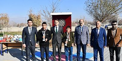 Aralık İlçesinde Dart Turnuvası Finalleri  Alparslan Ortaokulunda Yapıldı
