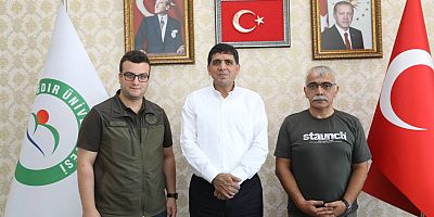 Iğdır Doğa Koruma Ve Milli Parklar Şube Müdürü Mete Türkoğlu'ndan Rektör Almaya Ziyaret