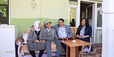 Iğdır Valisi Ercan Turan Ve Eşi Nilüfer Baykal Turan Yaşlıları Ziyaret Etmeye Devam Ediyor 