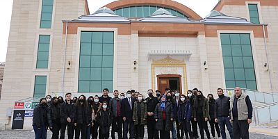 MEV Anadolu Lisesi Öğrencilerinden  Iğdır Üniversitesine Ziyaret