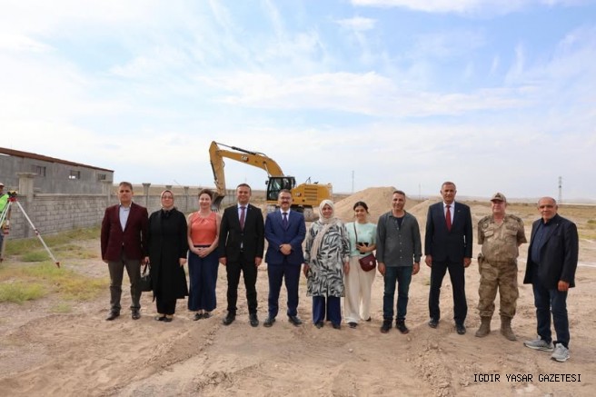 Iğdır'da Tarıma Büyük Destek: Vali Turan Yeni Paketleme Tesisini İnceledi