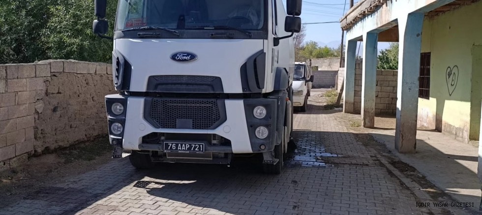 Iğdır Köylerinde Çevre Temizliği Seferberliği İl Özel İdaresi Atık Toplama Çalışmalarını Hızlandırdı