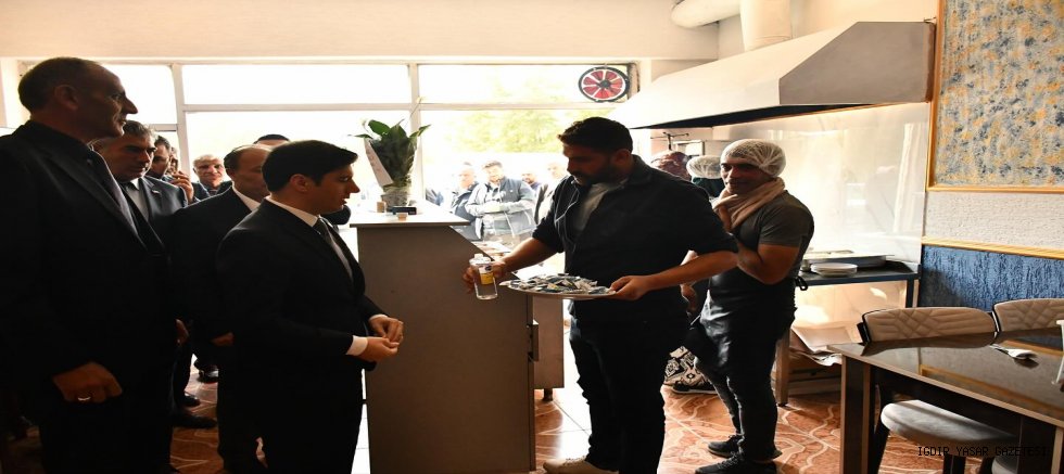 Aralık Kaymakamı Fatih Gülnar Huzur Yaprak Döner'in Açılış Törenine Katıldı