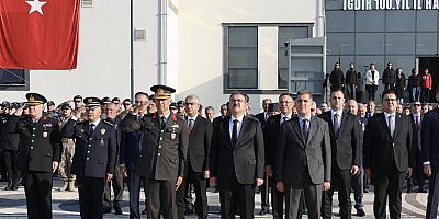 Iğdır'da 10 Kasım Atatürk'ü Anma Töreni Gazi  Mustafa Kemal Saygı ve Özlemle Anıldı