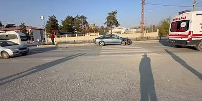 Iğdır’da DSi Önünde Trafik Kazası: İki Araç Çarpıştı