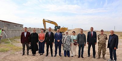 Iğdır'da Tarıma Büyük Destek: Vali Turan Yeni Paketleme Tesisini İnceledi
