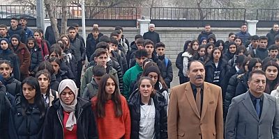 Iğdır İl Milli Eğitim Müdürü  Aziz Gün  Atatürk Anadolu Lisesi'ni Ziyaret Etti 