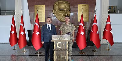 Korgeneral Aykut Tanrıverdi Vali  Ercan Turan'a Veda Ziyaretinde Bulundu