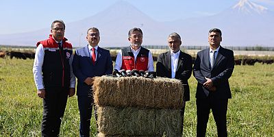 TARIM VE ORMAN BAKANI İBRAHİM YUMAKLI   IĞDIR'A GELEREK ÇEŞİTLİ ZİYARETLERDE BULUNDU