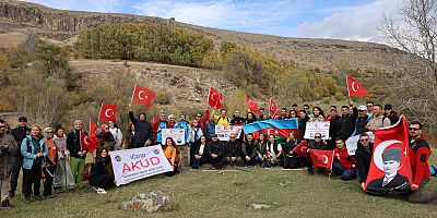 Tuzluca Üçkaya Vadisi'nde Cumhuriyet'in 102. Yılına Özel Dev Yürüyüş!